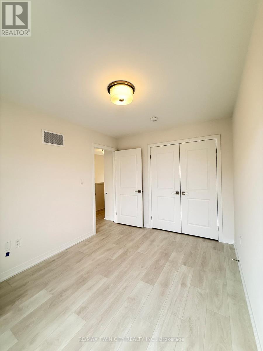140 - 660 Colborne Street W, Brantford, Ontario  N3T 0Y1 - Photo 4 - X13072446