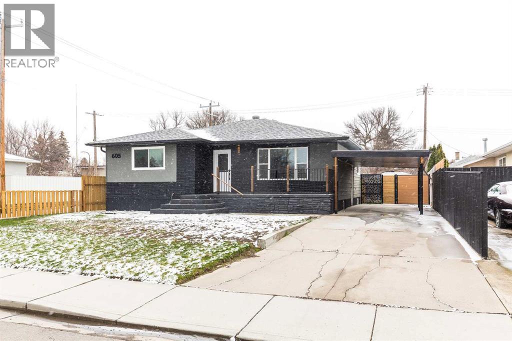 605 21 Street N, Lethbridge, Alberta  T1H 3R4 - Photo 3 - A2303262