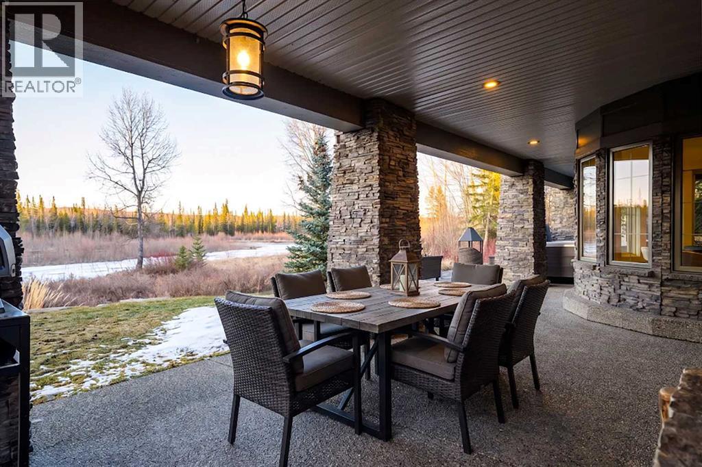 415 Clearwater Landing, Rural Rocky View County, Alberta  T3Z 3T8 - Photo 38 - A2301787