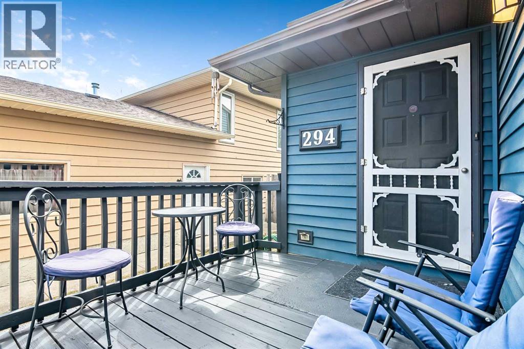294 Shawnessy Drive Sw, Calgary, Alberta  T2Y 1M5 - Photo 2 - A2305251