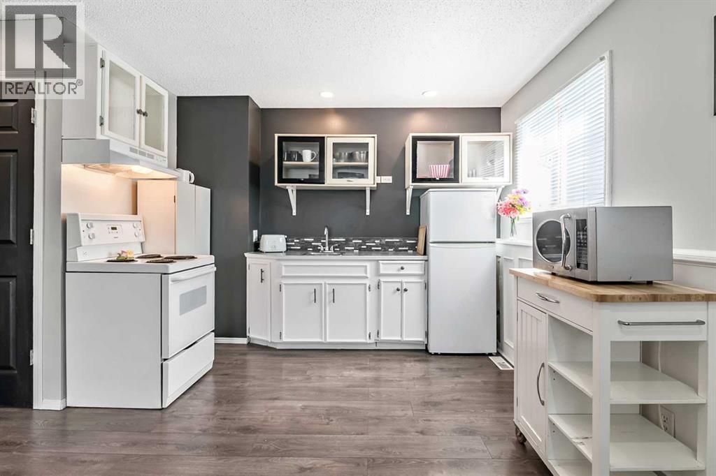 294 Shawnessy Drive Sw, Calgary, Alberta  T2Y 1M5 - Photo 26 - A2305251