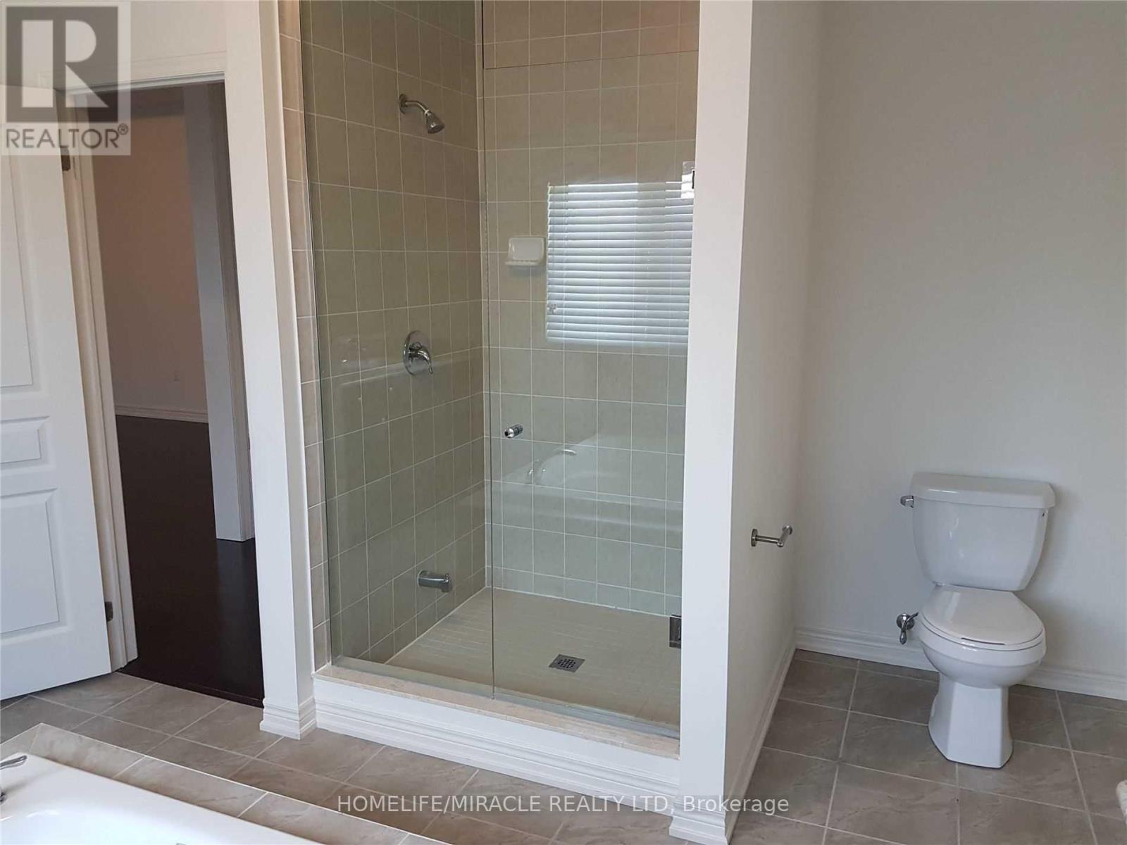50 O'conner (Upper) Crescent, Brampton, Ontario  L7A 5A6 - Photo 20 - W13068104