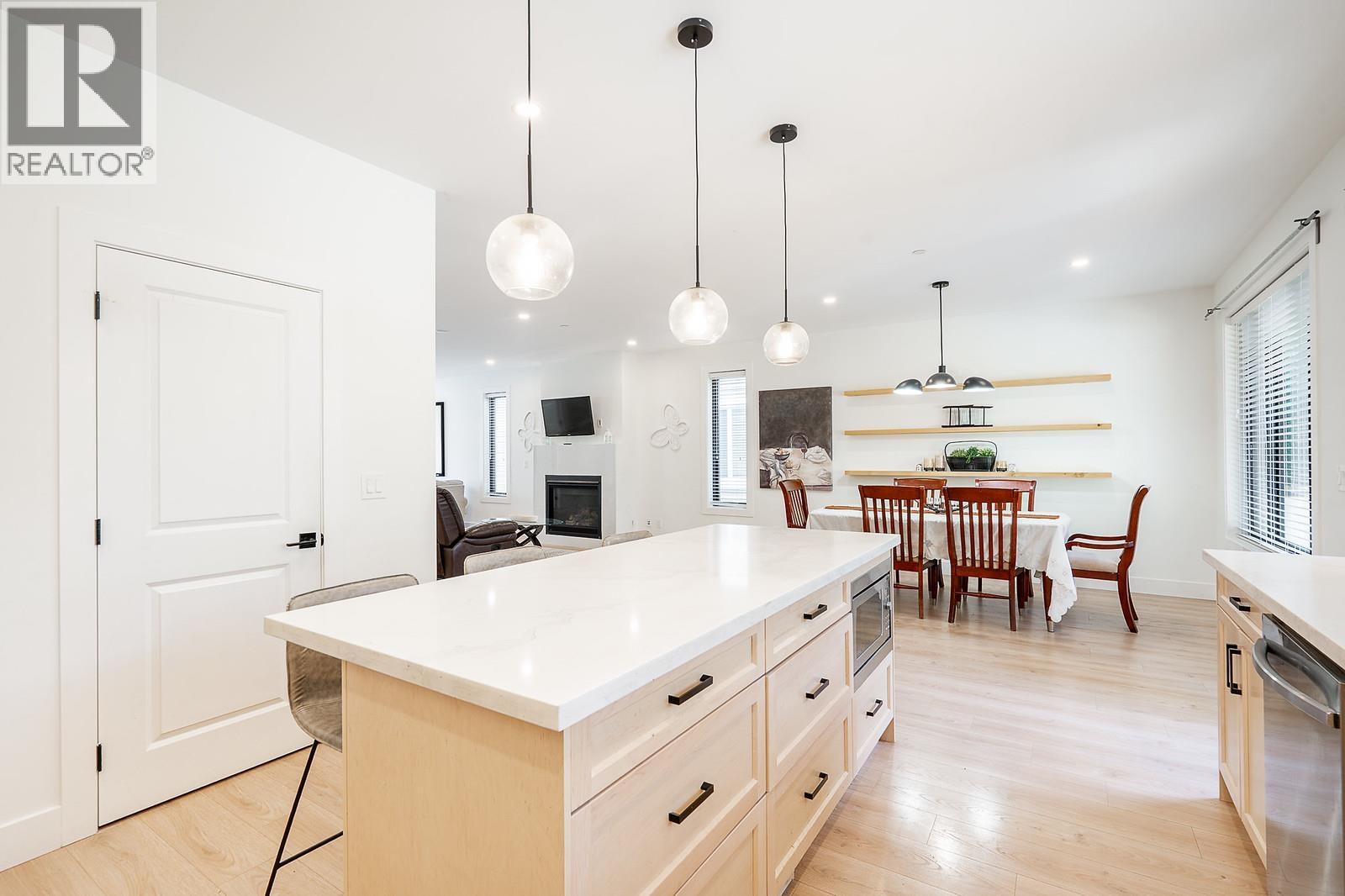 23049 SE 134 Loop, Maple Ridge, British Columbia  V4R 0E6 - Photo 14 - R3117728
