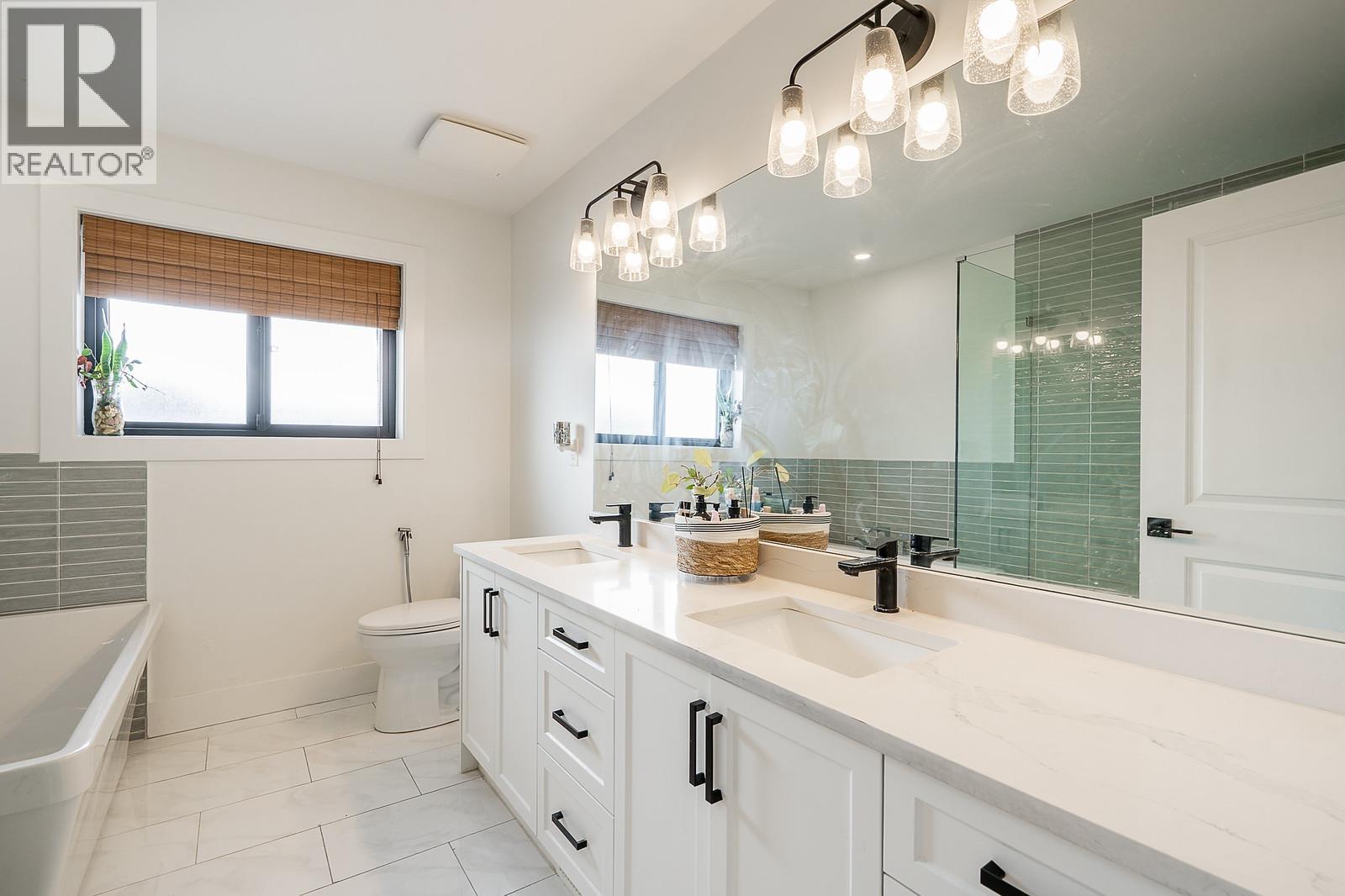 23049 SE 134 Loop, Maple Ridge, British Columbia  V4R 0E6 - Photo 21 - R3117728