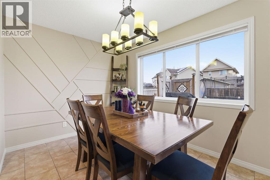 155 Copperpond Road SE, Calgary, Alberta  T2Z 0W8 - Photo 9 - A2301903
