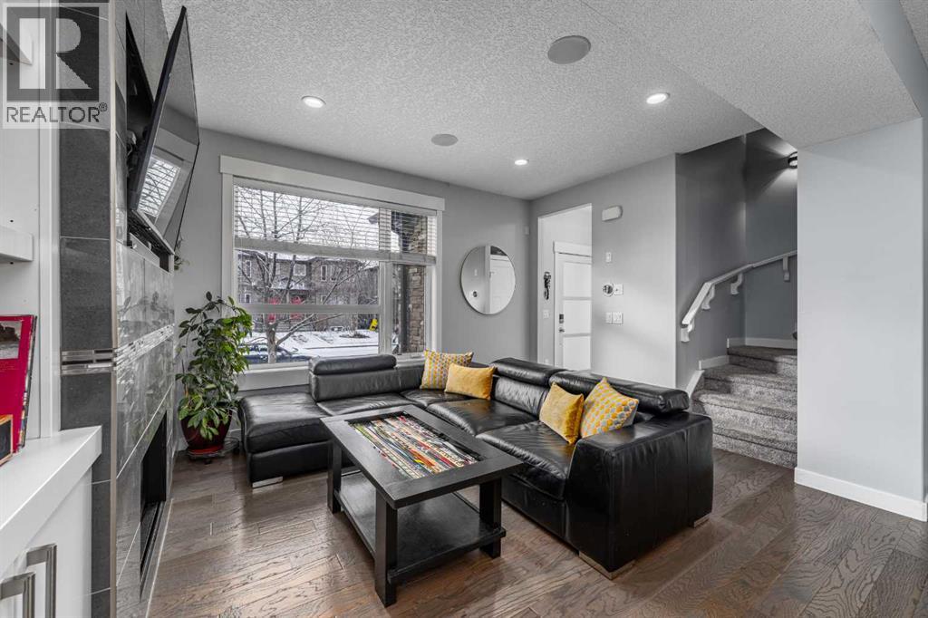 1, 2432 24a Street Sw, Calgary, Alberta  T3E 1W1 - Photo 5 - A2307158