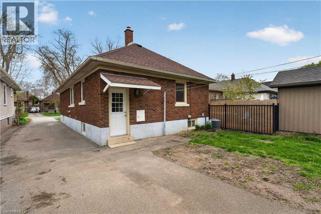 10 Junkin Street, St. Catharines, Ontario  L2R 1N3 - Photo 45 - 40825186