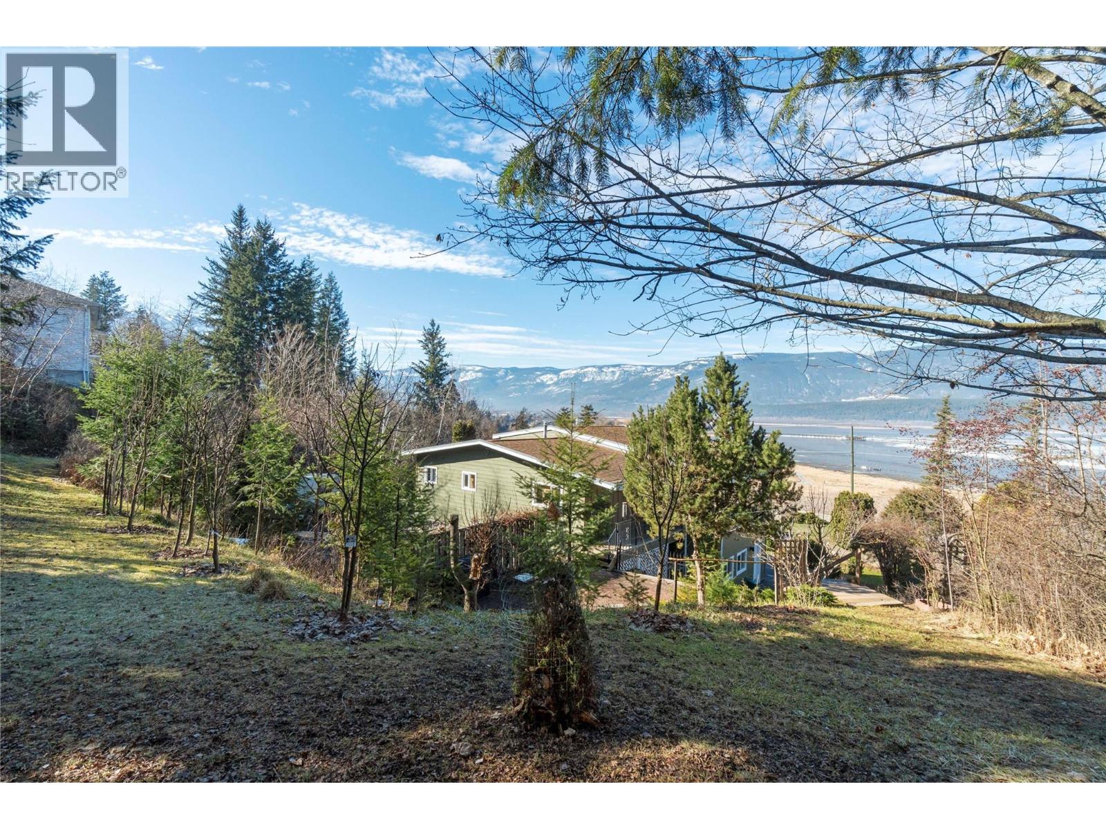 1280 Lakeshore Road Ne, Salmon Arm, British Columbia  V1E 2V7 - Photo 41 - 10379433