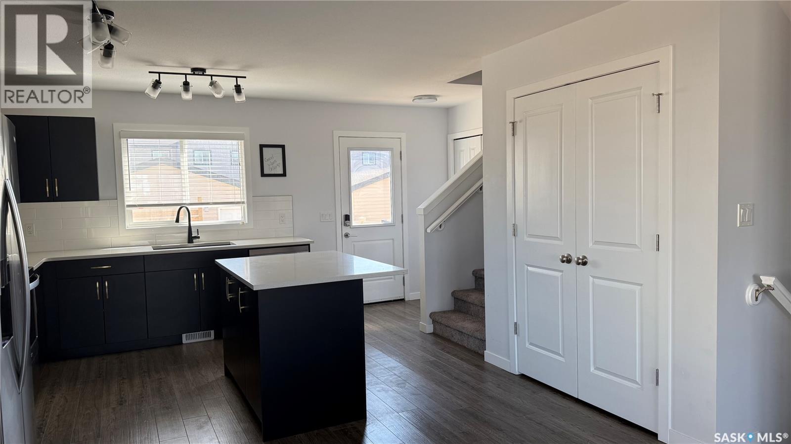 8005 Flax Avenue, Regina, Saskatchewan  S4Y 0E7 - Photo 9 - SK034626