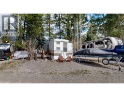 4868 RIVERVIEW Drive Unit# 100, Edgewater, British Columbia