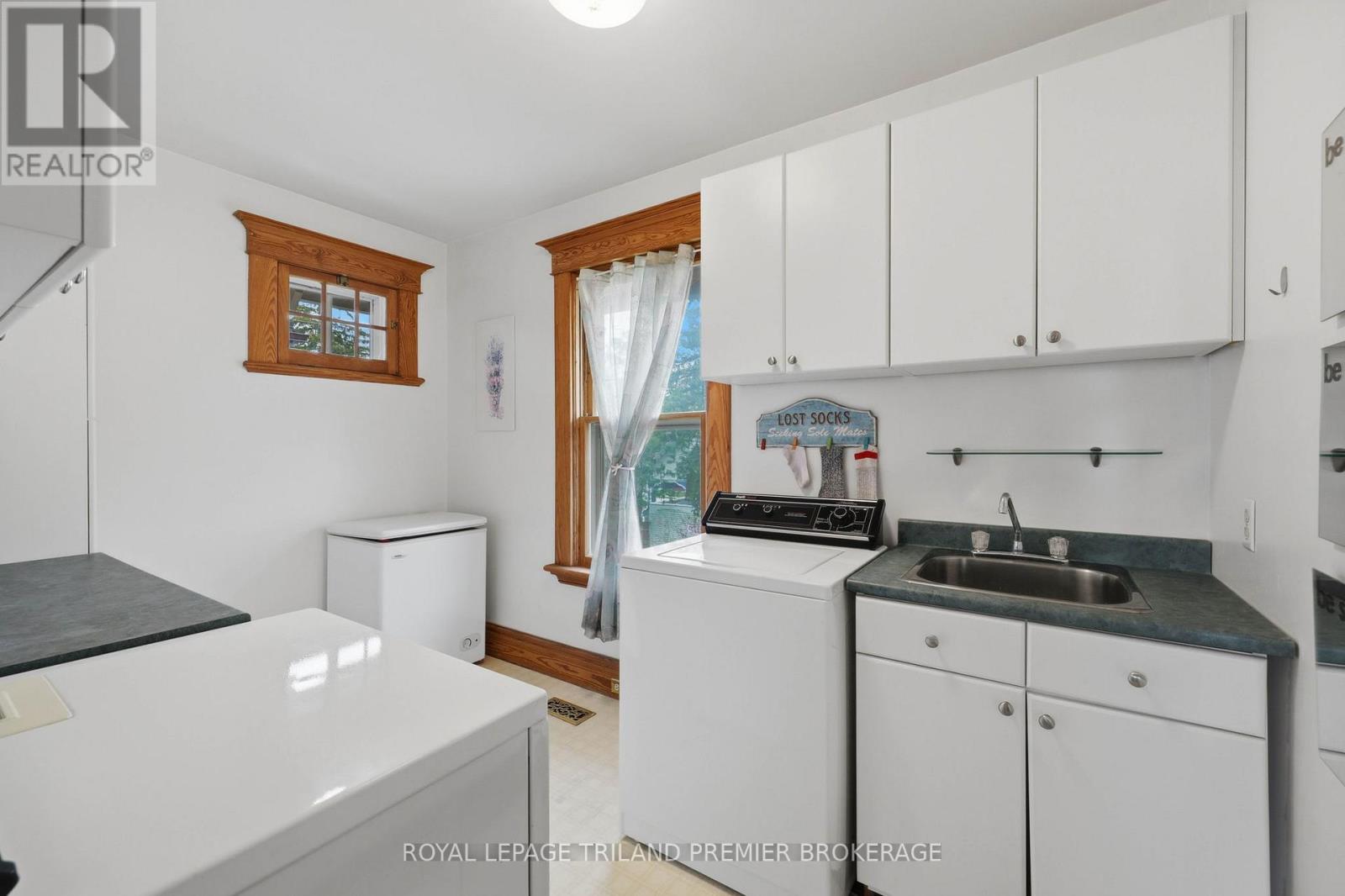 238 Ridout Street S, London South, Ontario  N6C 3Y4 - Photo 16 - X13072652