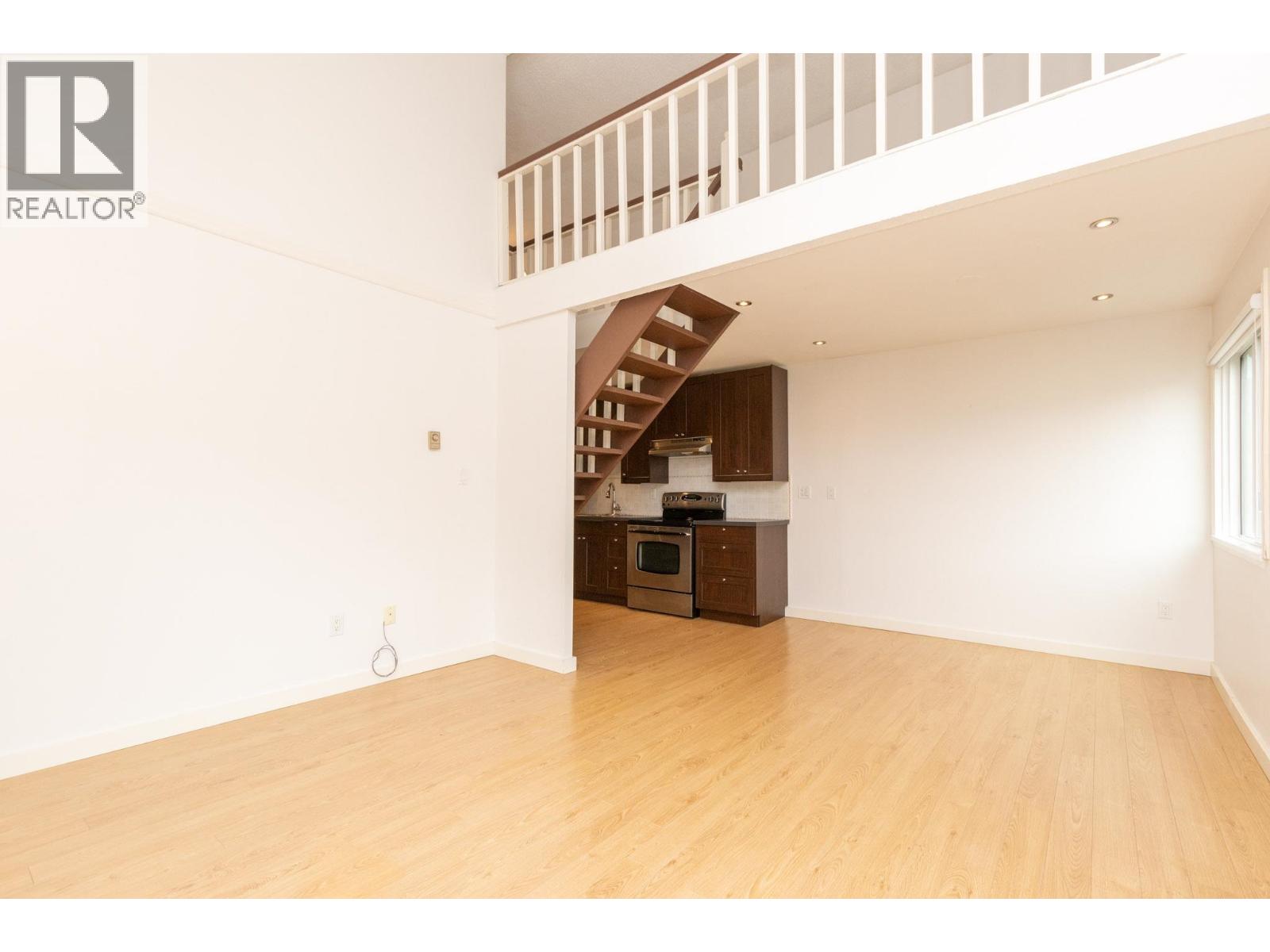414 1363 Clyde Avenue, West Vancouver, British Columbia  V7T 2N7 - Photo 12 - R3118497