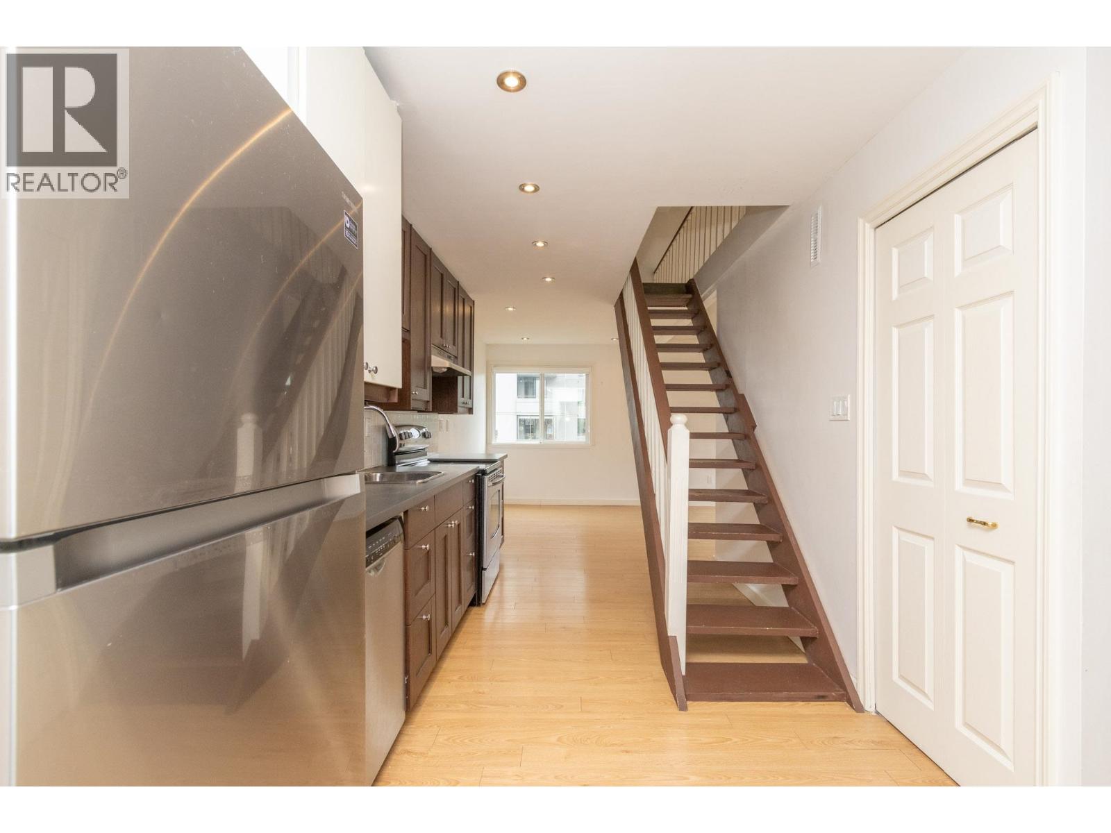 414 1363 Clyde Avenue, West Vancouver, British Columbia  V7T 2N7 - Photo 14 - R3118497
