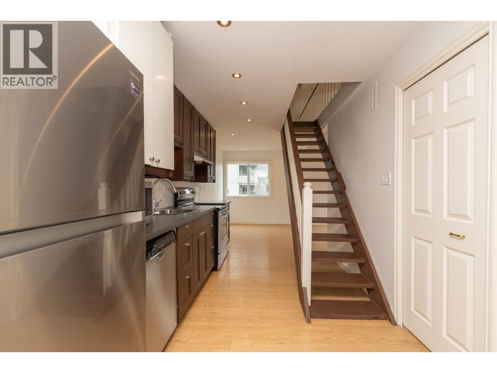 414 1363 Clyde Avenue, West Vancouver, British Columbia  V7T 2N7 - Photo 24 - R3118497