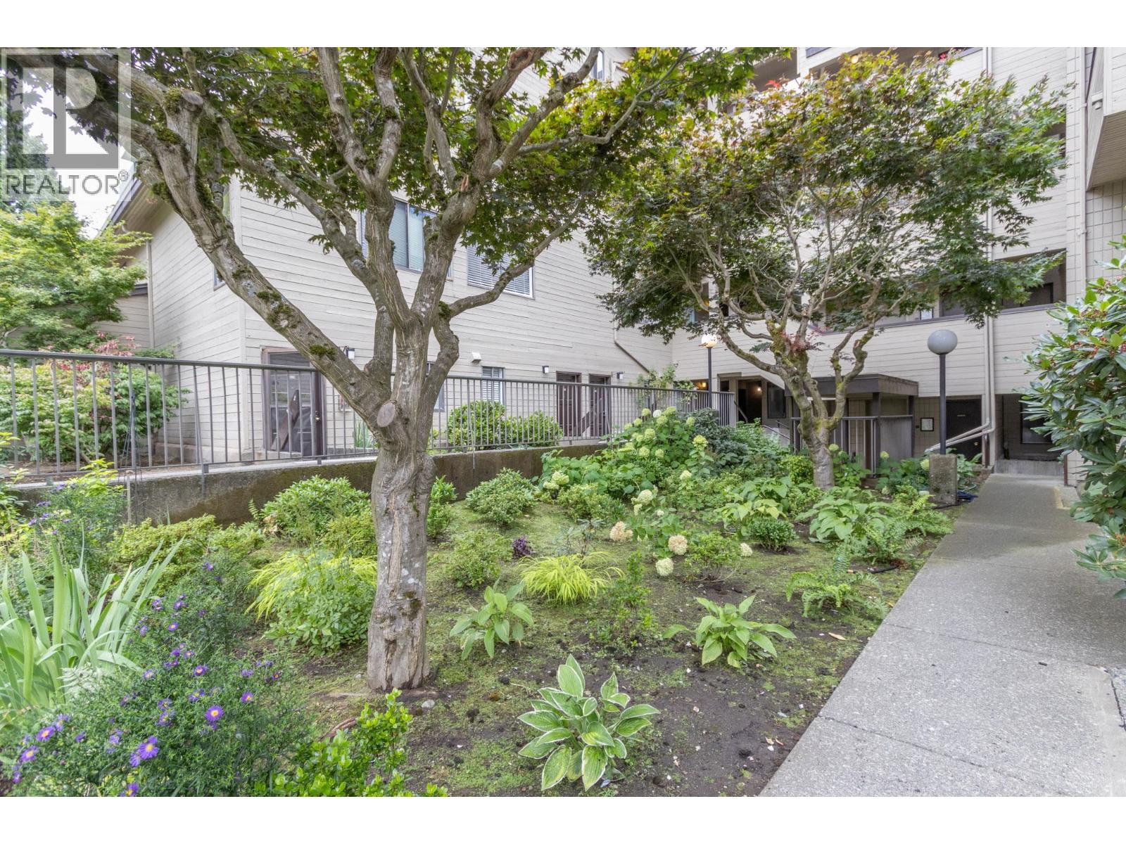 414 1363 Clyde Avenue, West Vancouver, British Columbia  V7T 2N7 - Photo 29 - R3118497
