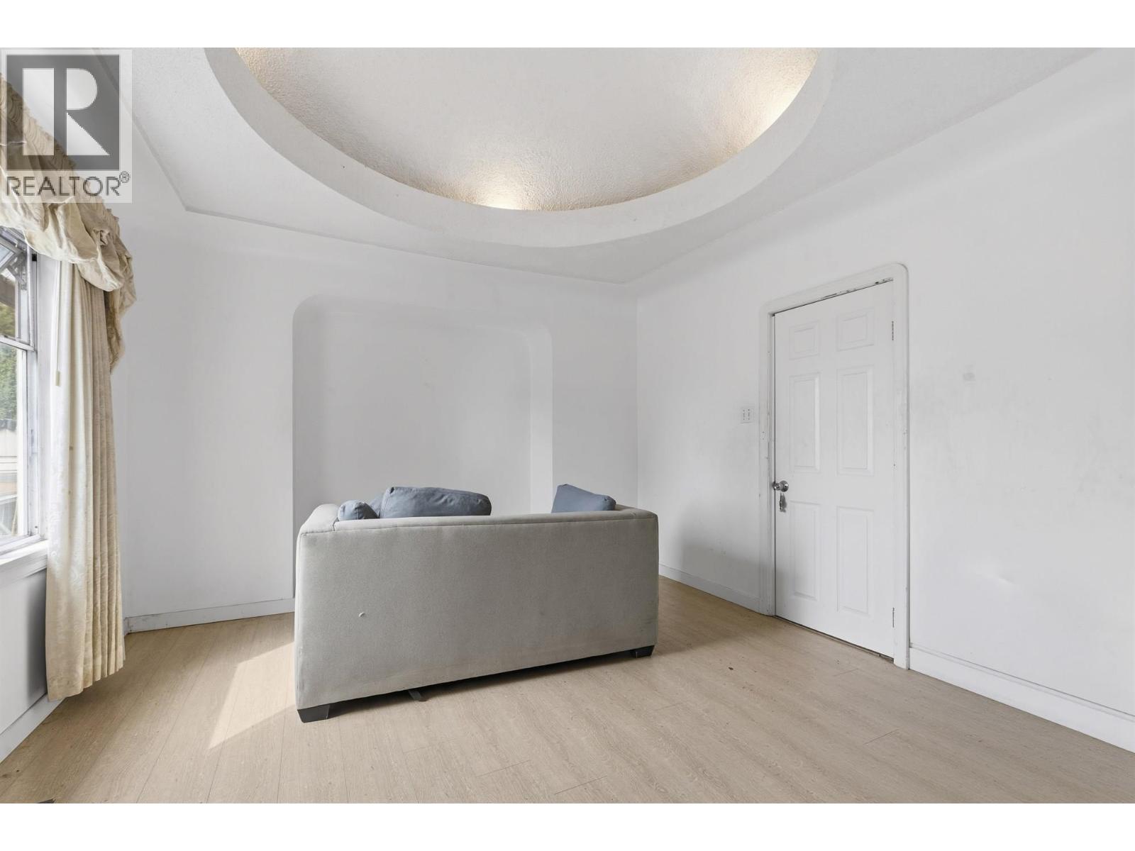 1479 W 57th Avenue, Vancouver, British Columbia  V6P 1T1 - Photo 5 - R3118361