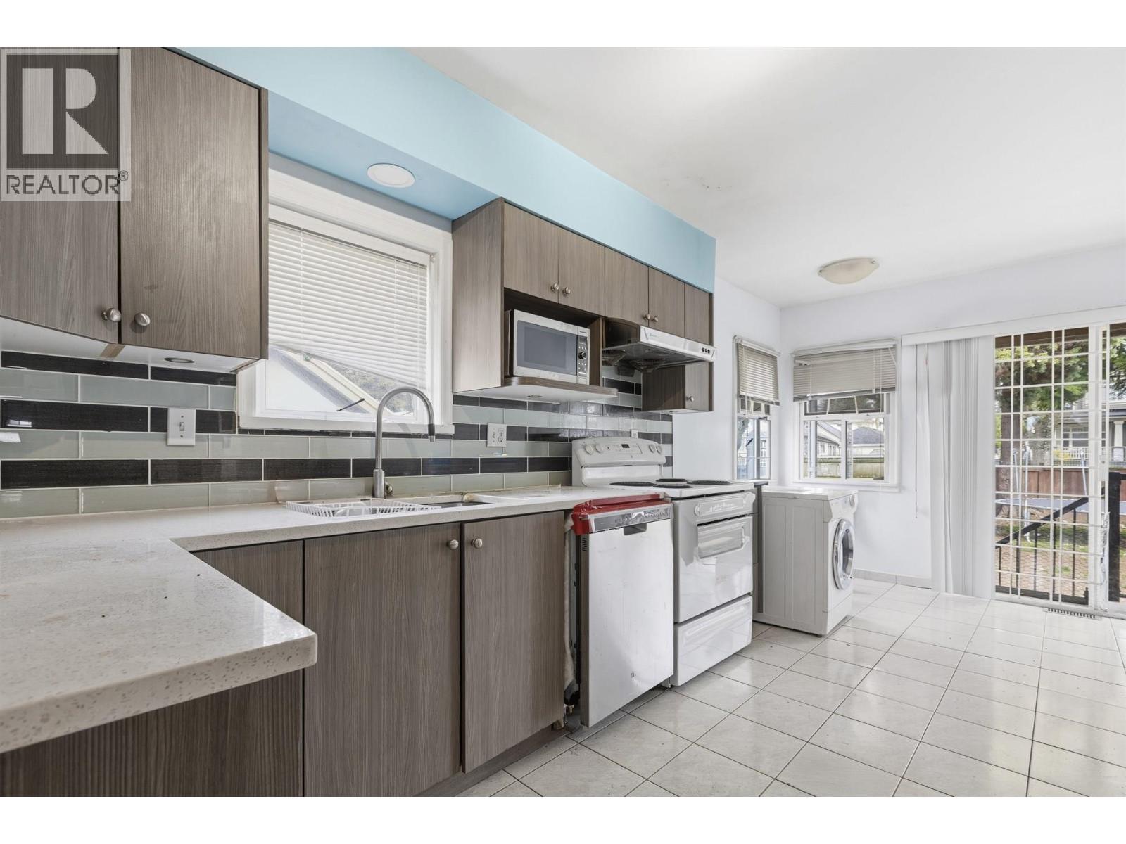1479 W 57th Avenue, Vancouver, British Columbia  V6P 1T1 - Photo 7 - R3118361
