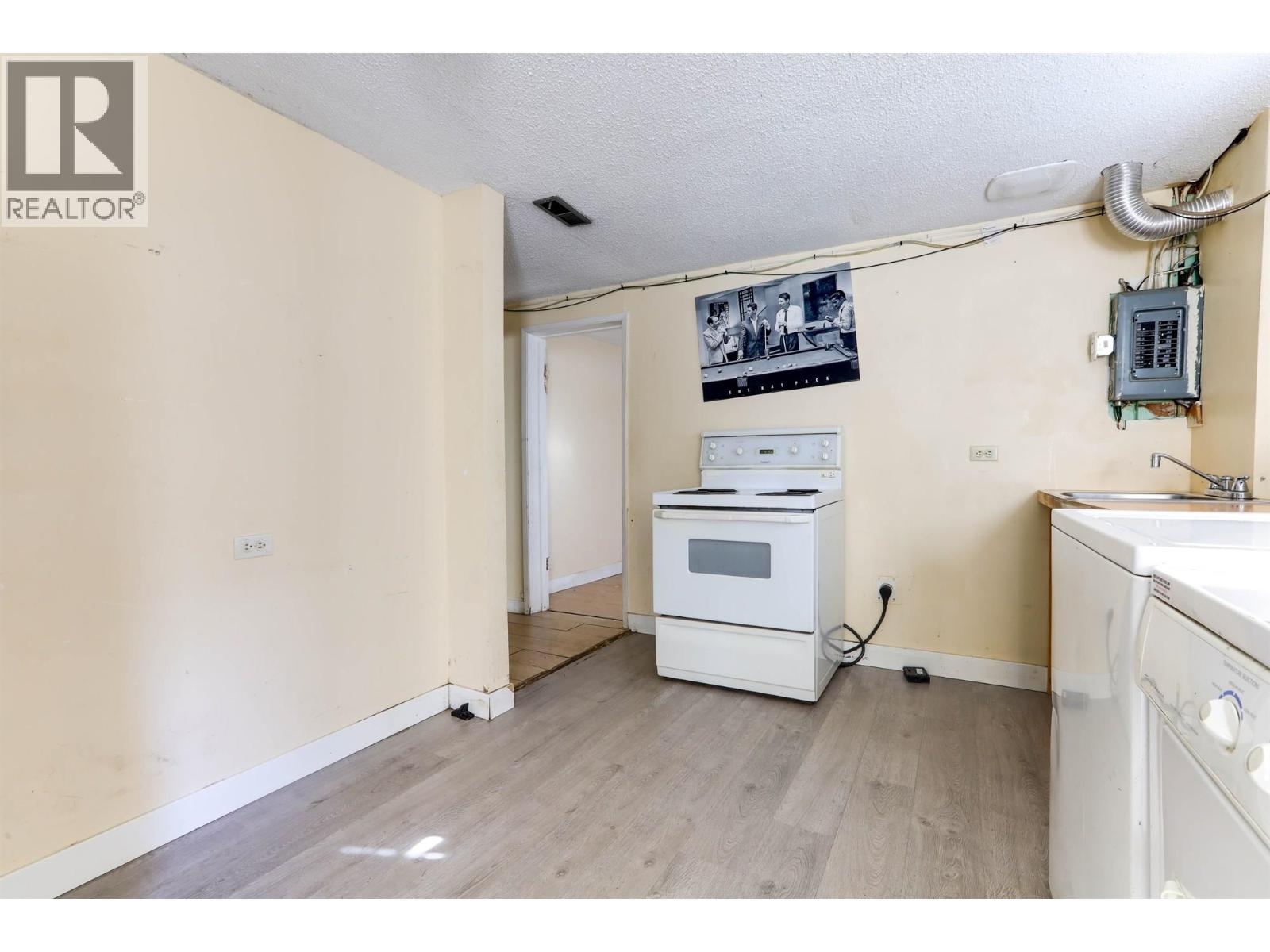 1479 W 57th Avenue, Vancouver, British Columbia  V6P 1T1 - Photo 24 - R3118361
