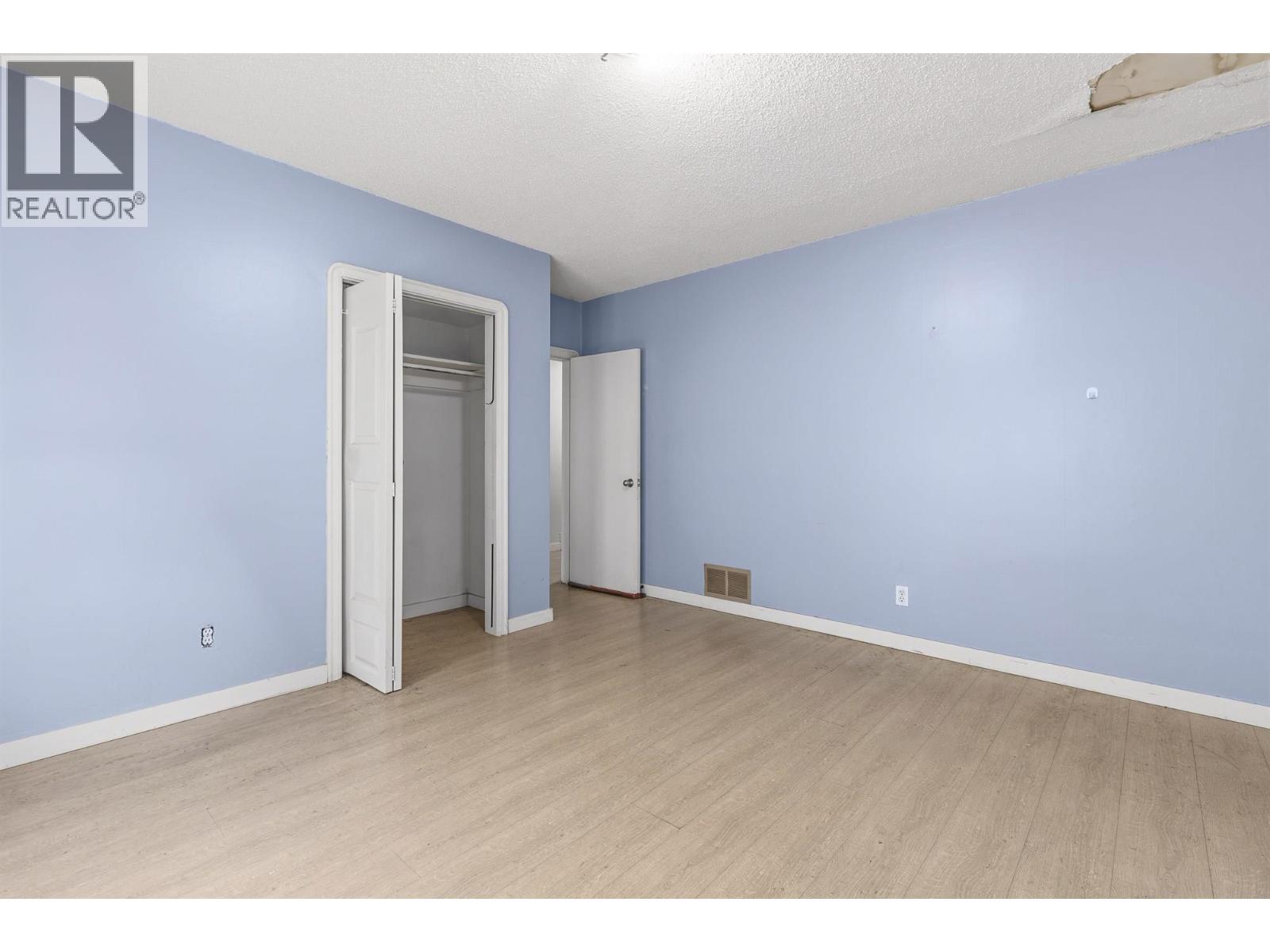 1479 W 57th Avenue, Vancouver, British Columbia  V6P 1T1 - Photo 12 - R3118361