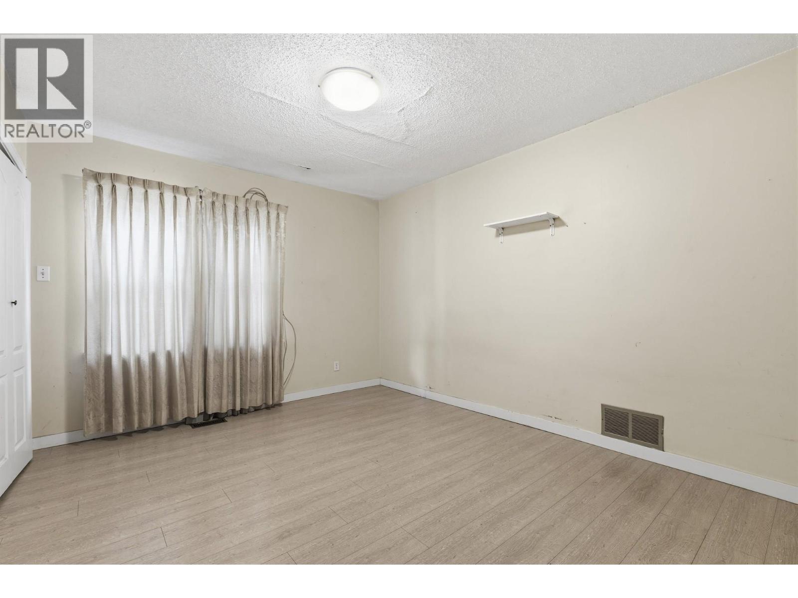 1479 W 57th Avenue, Vancouver, British Columbia  V6P 1T1 - Photo 14 - R3118361