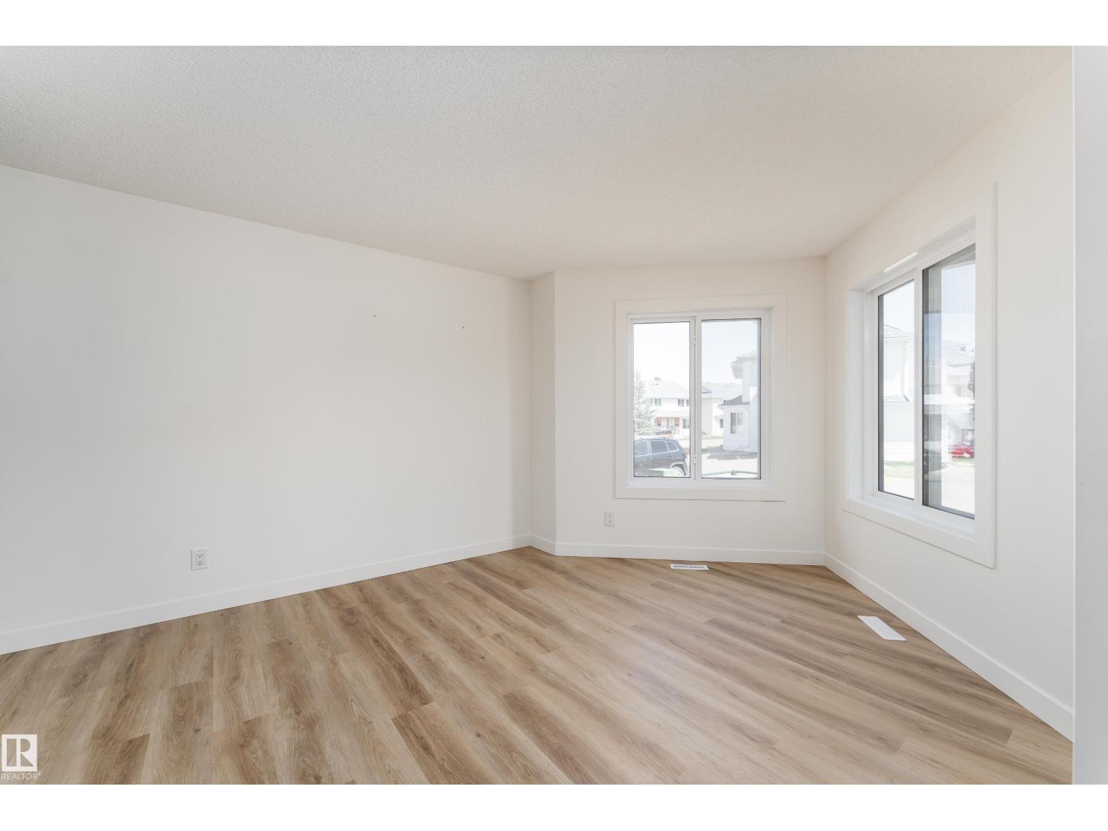 #63 1033 Youville Dr W Nw, Edmonton, Alberta  T6L 6V9 - Photo 4 - E4485331