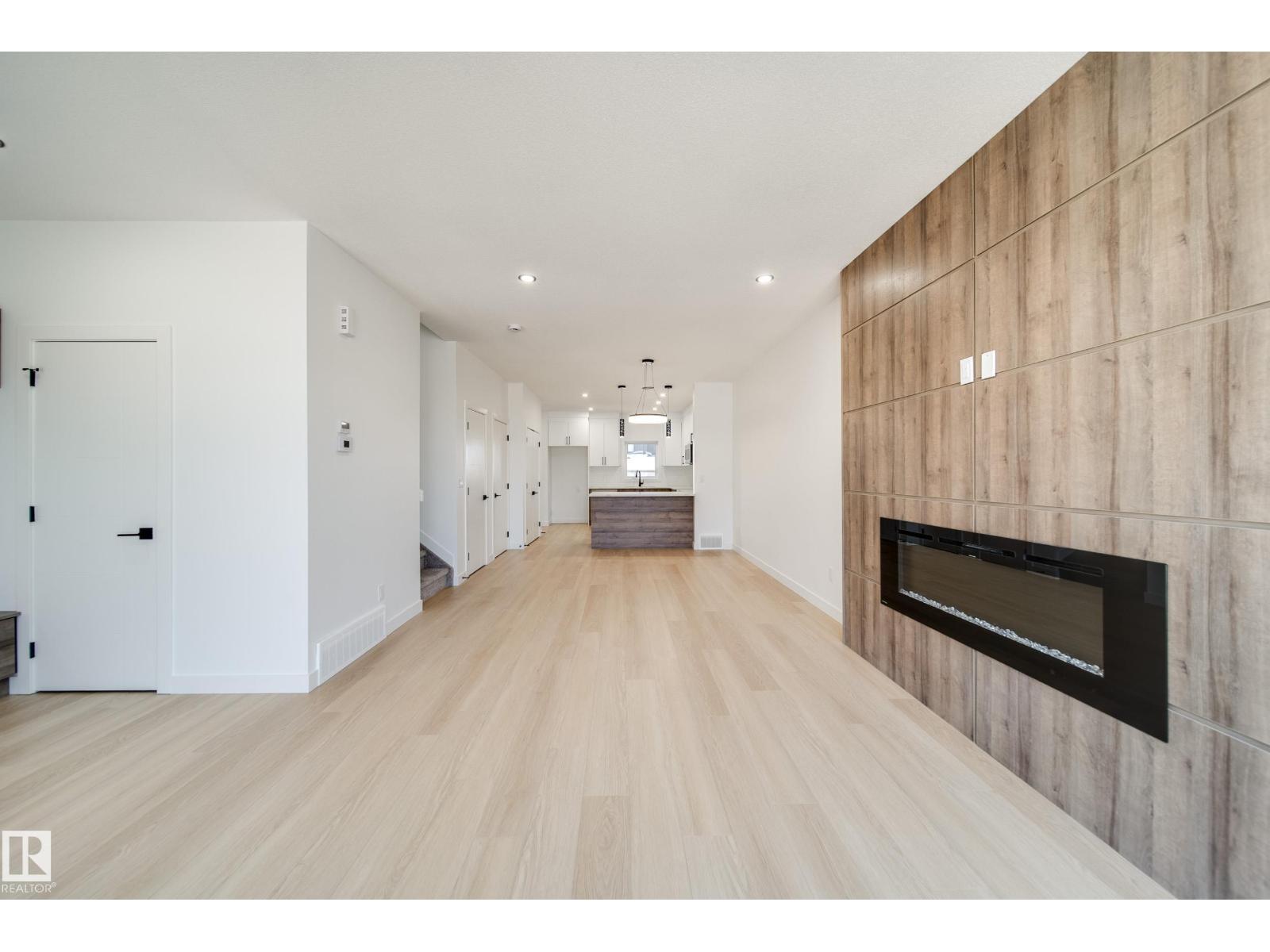 92 Blackbird Bend E, Fort Saskatchewan, Alberta  T8L 0G6 - Photo 4 - E4485333