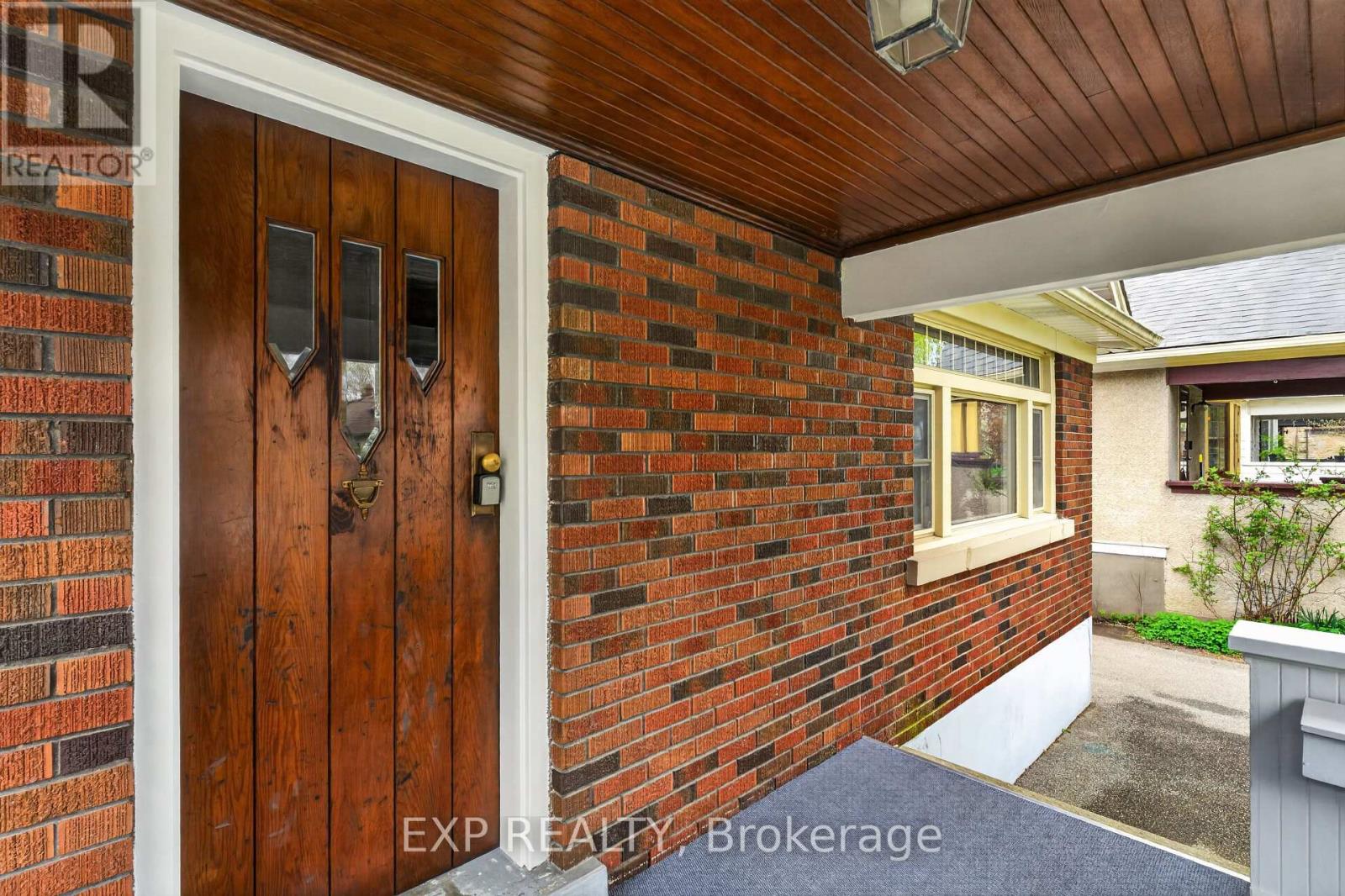 10 Junkin Street, St. Catharines, Ontario  L2R 1N3 - Photo 13 - X13059036