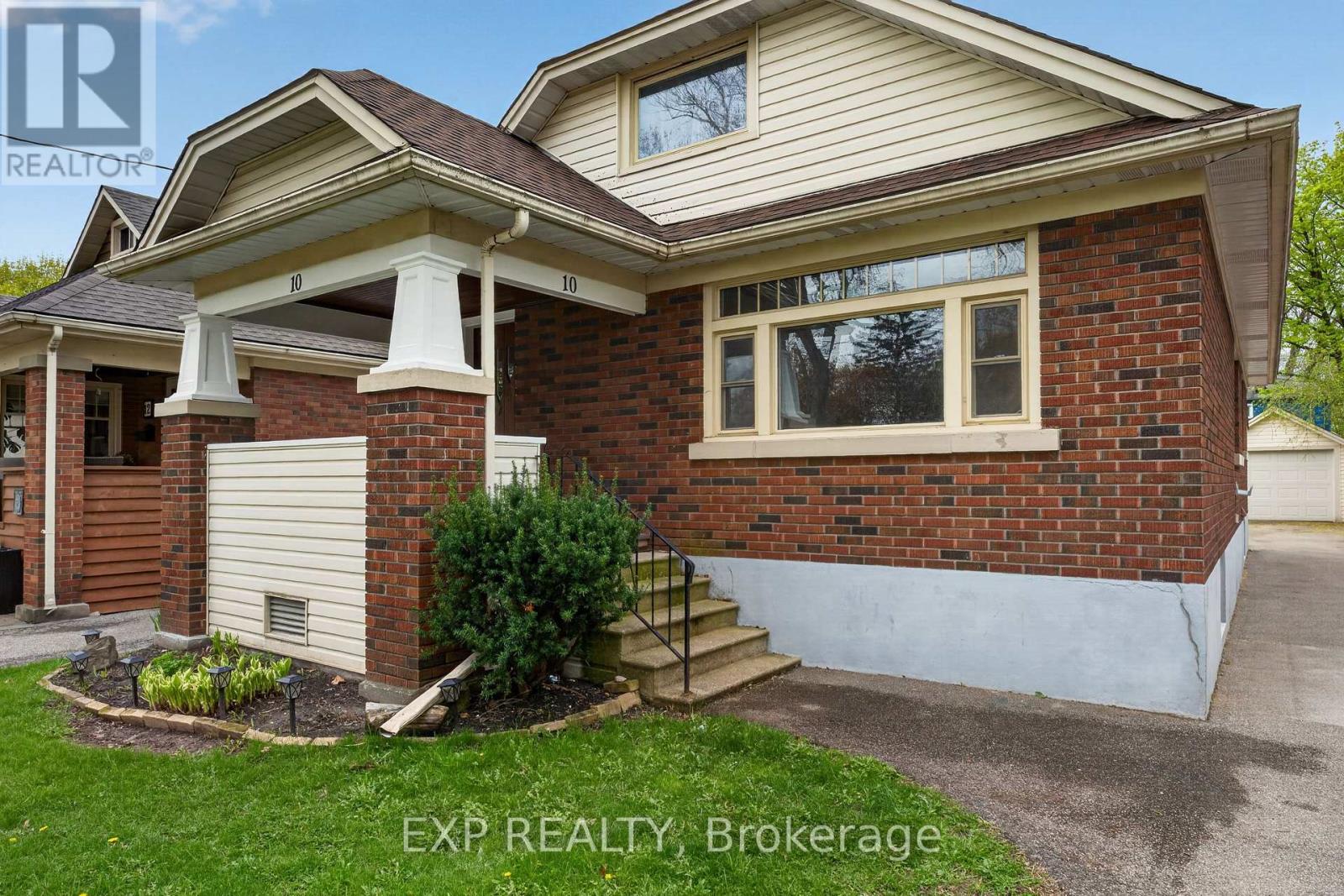10 Junkin Street, St. Catharines, Ontario  L2R 1N3 - Photo 10 - X13059036