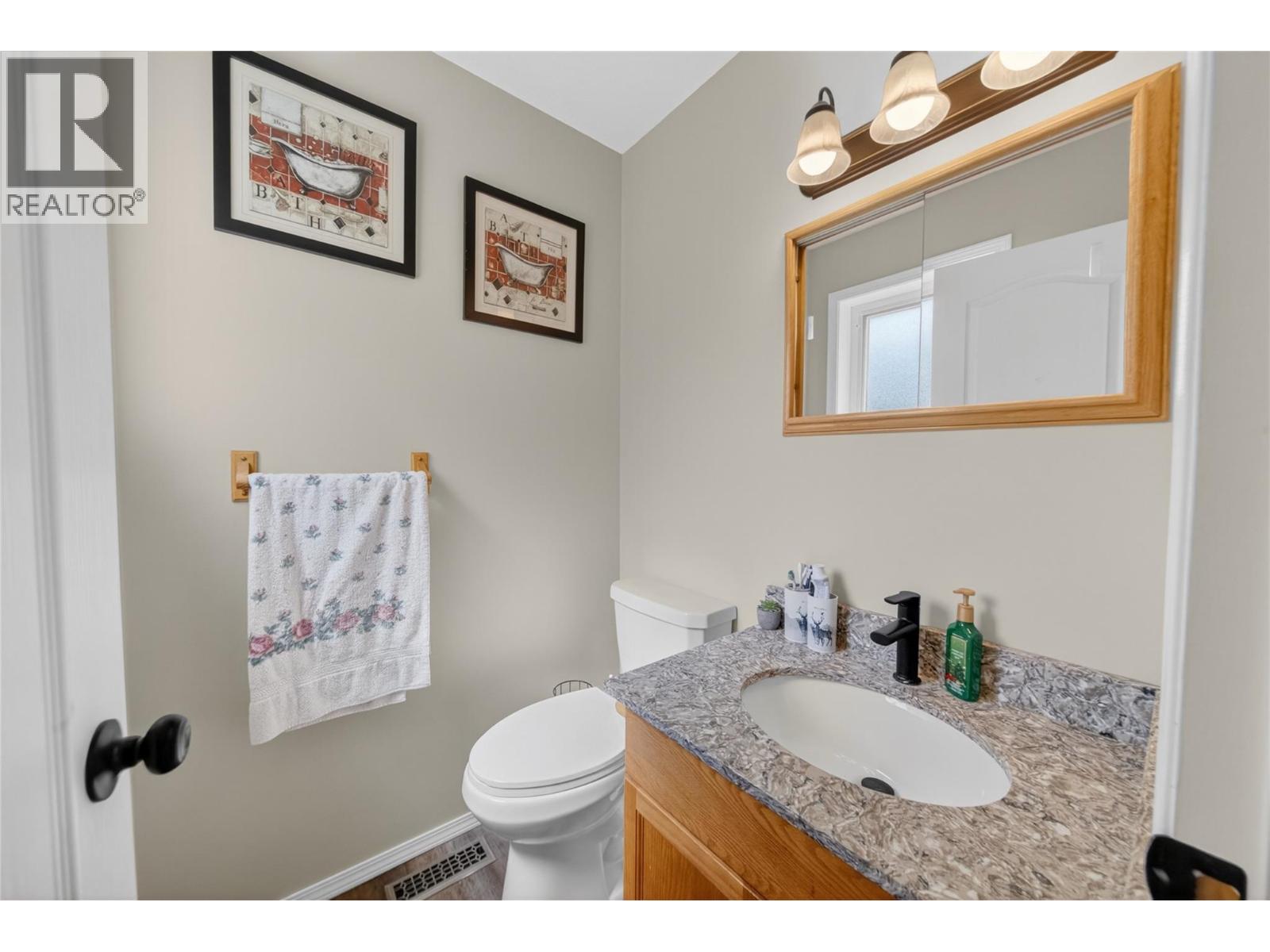 1958 30th Avenue S, Cranbrook, British Columbia  V1C 7A5 - Photo 13 - 10385712