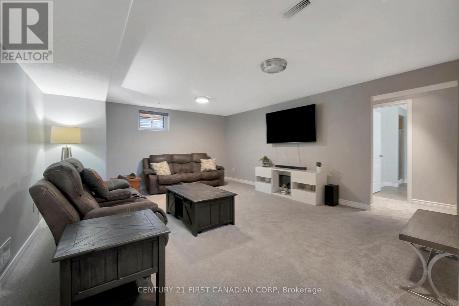 5 Falkland Road, Brant, Ontario  N0J 1V0 - Photo 15 - X12894404