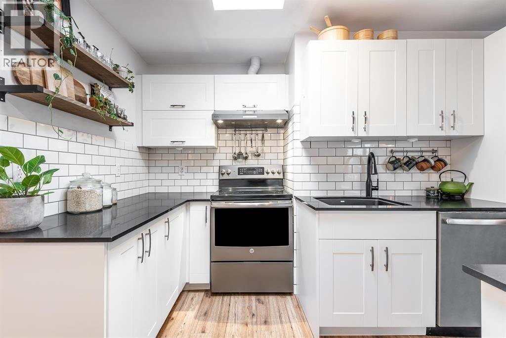 C311 40140 WILLOW CRESCENT, Squamish, British Columbia