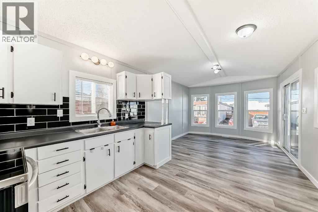 27, 2106 50 Street SE, Calgary, Alberta  T2B 1M7 - Photo 7 - A2279075