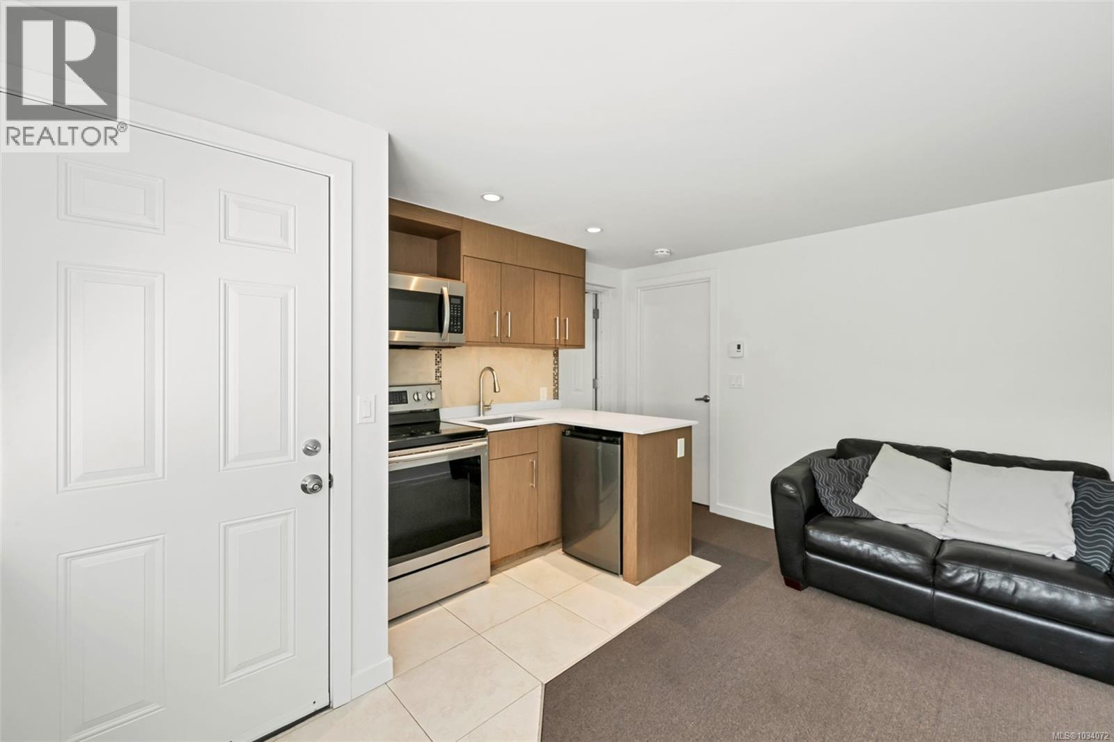 5222 Beckton Rd, Saanich, British Columbia  V8Y 2C1 - Photo 50 - 1034072