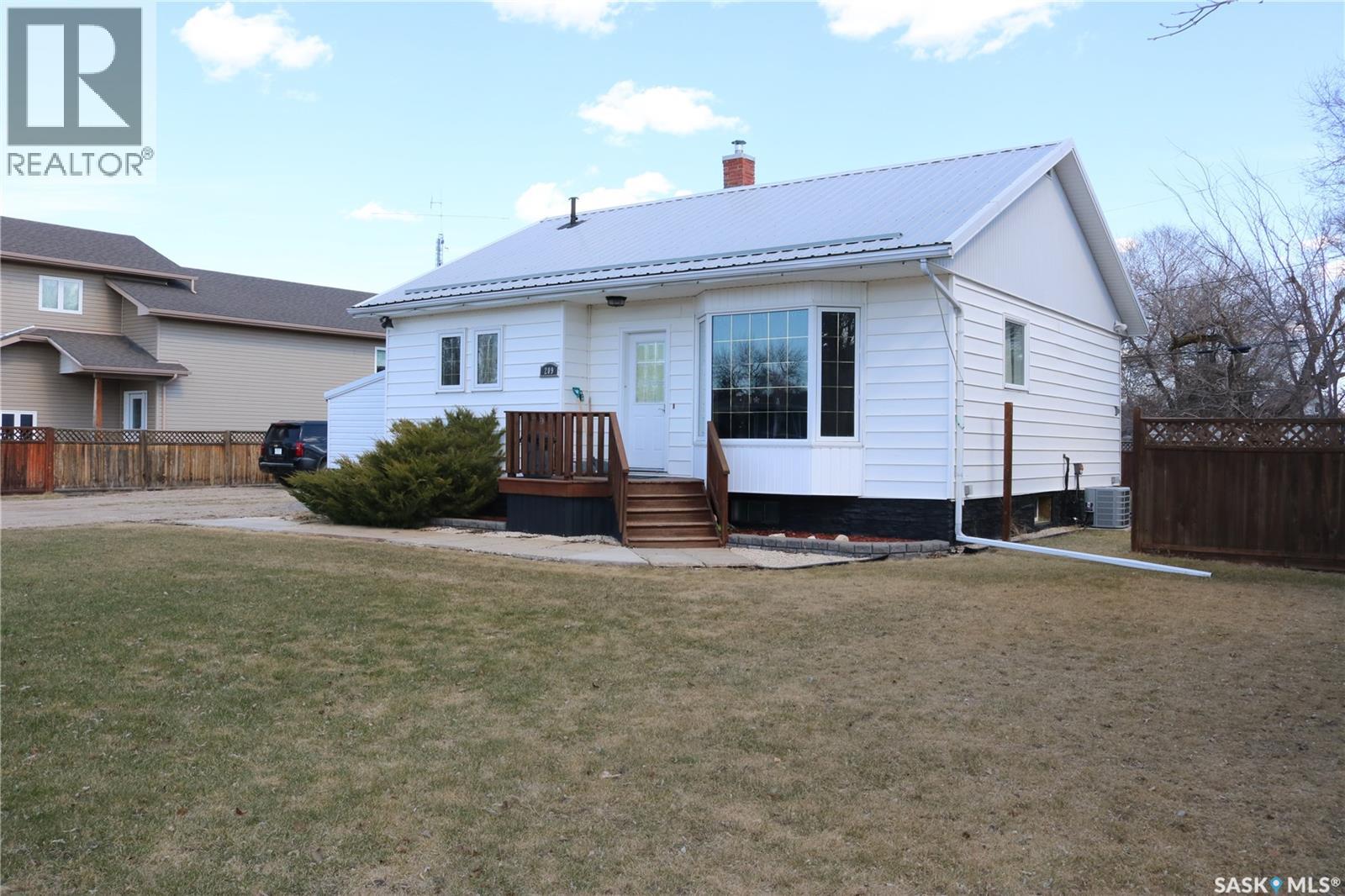 209 Pelly Street, Rocanville, Saskatchewan  S0A 3L0 - Photo 1 - SK028003