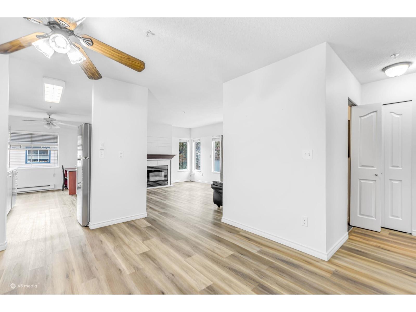 23 5666 208 Street, Langley, British Columbia  V3A 8G4 - Photo 3 - R3106640
