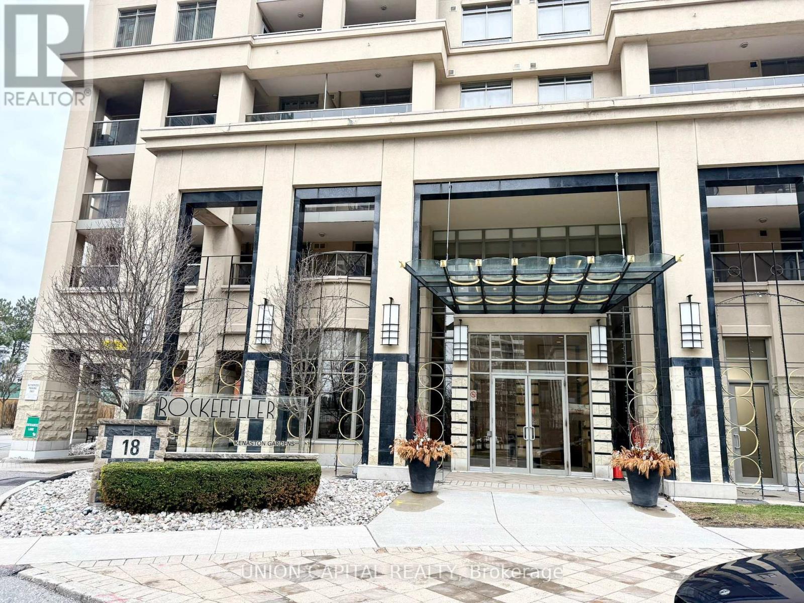 1306 - 18 KENASTON GARDENS, Toronto, Ontario