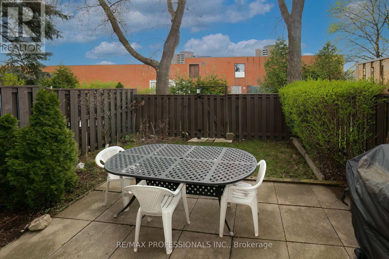 20 - 1951 Rathburn Road E, Mississauga, Ontario  L4W 2N9 - Photo 28 - W13067888