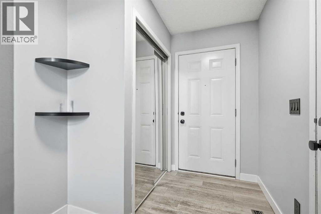 337 Copperfield Boulevard SE, Calgary, Alberta  T2Z 4Z4 - Photo 3 - A2304037