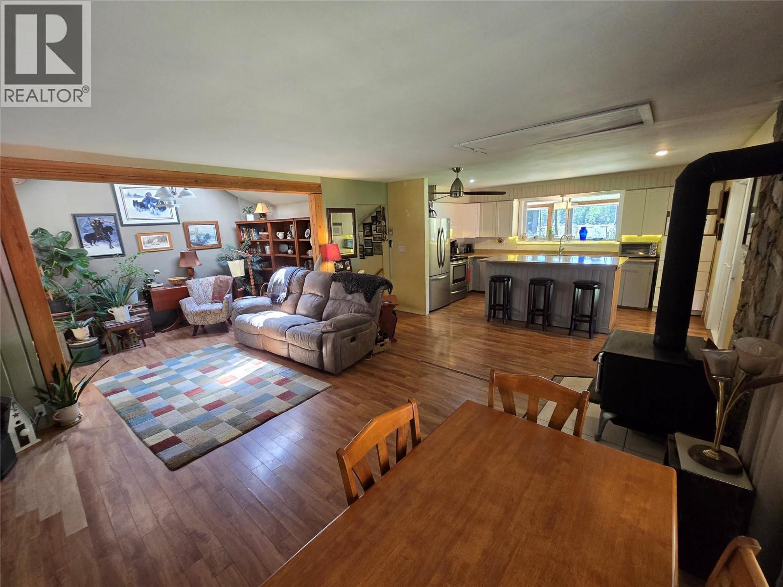 309 Old North Thompson Highway, Clearwater, British Columbia  V0E 1N2 - Photo 12 - 10385772