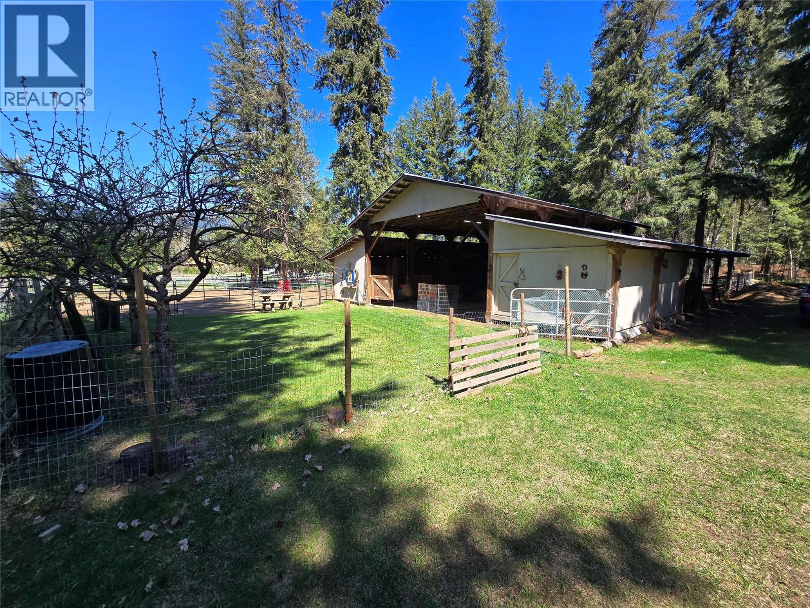309 Old North Thompson Highway, Clearwater, British Columbia  V0E 1N2 - Photo 26 - 10385772