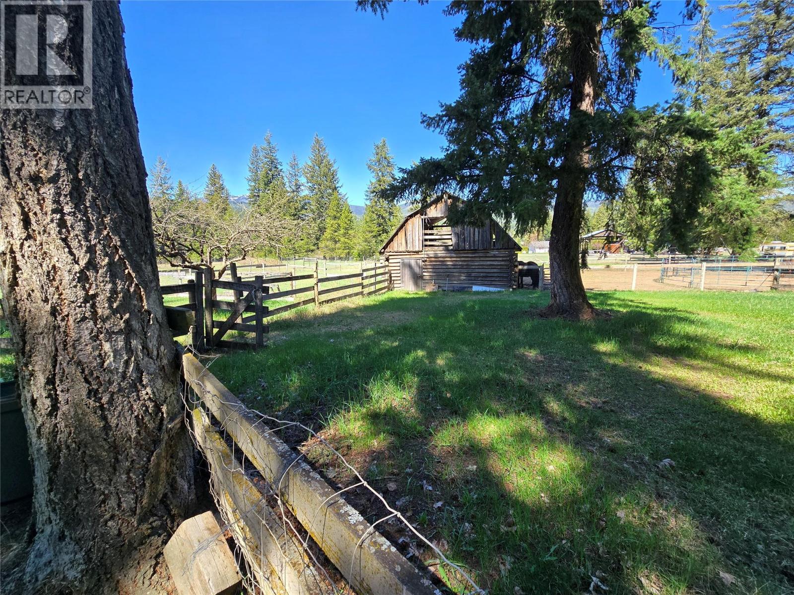 309 Old North Thompson Highway, Clearwater, British Columbia  V0E 1N2 - Photo 30 - 10385772
