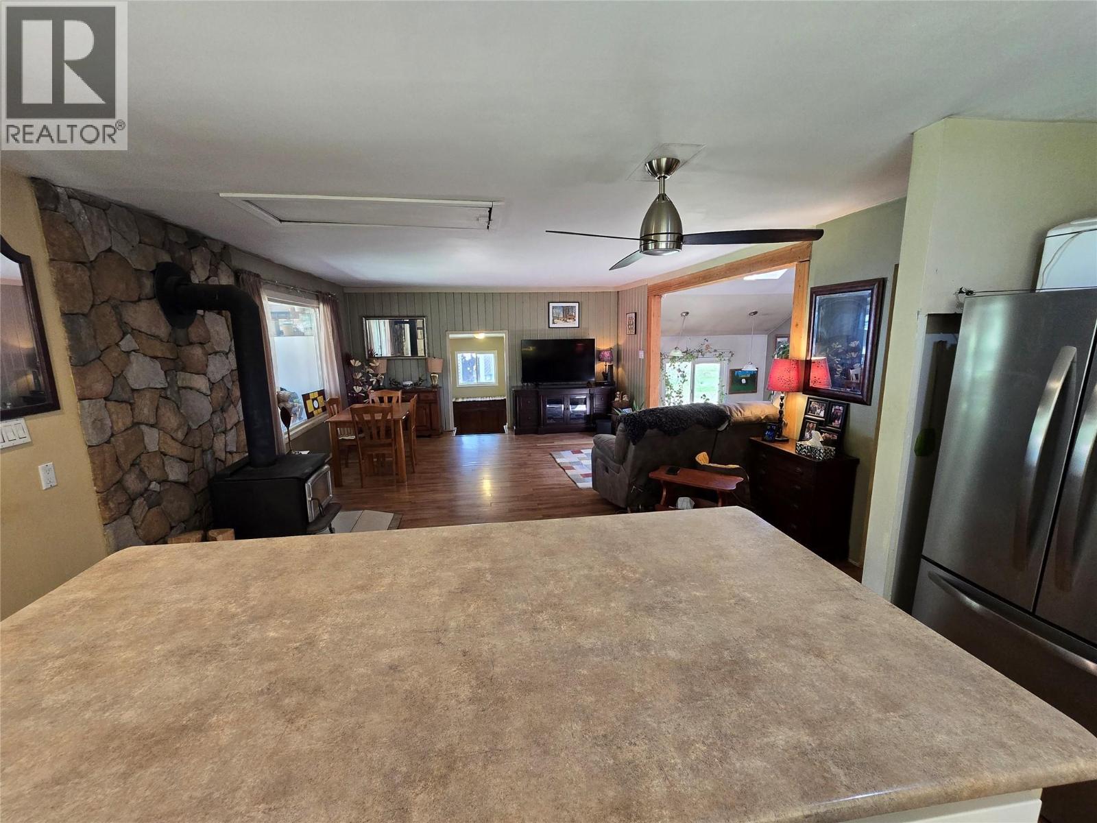 309 Old North Thompson Highway, Clearwater, British Columbia  V0E 1N2 - Photo 5 - 10385772
