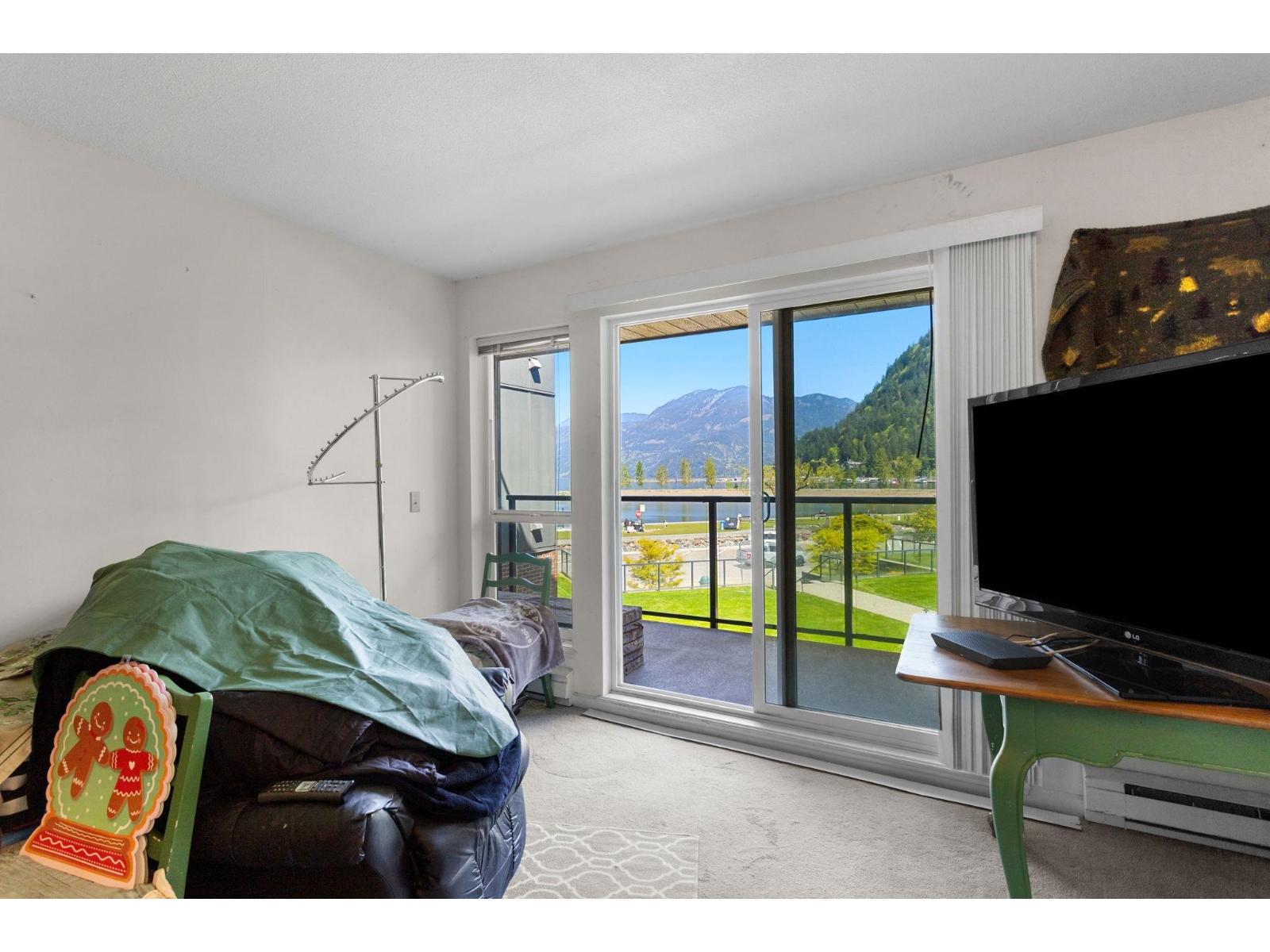 214 378 Esplanade Avenue, Harrison Hot Springs, Harrison Hot Springs, British Columbia  V0M 1A3 - Photo 10 - R3118510