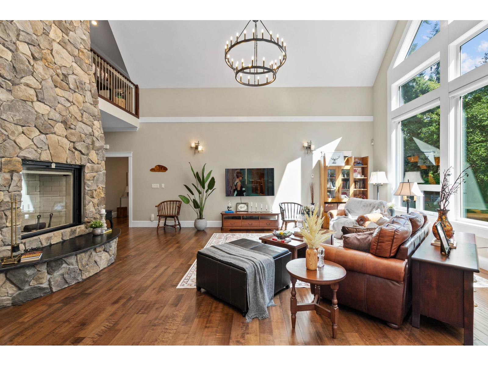 2732 Northcrest Drive, Surrey, British Columbia  V4P 2G9 - Photo 4 - R3118323
