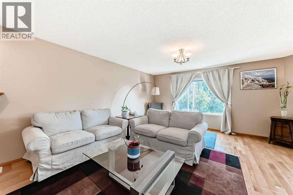 170 Shawbrooke Green Sw, Calgary, Alberta  T2Y 3C6 - Photo 13 - A2289378