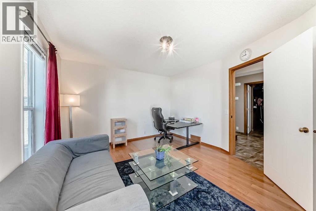 170 Shawbrooke Green Sw, Calgary, Alberta  T2Y 3C6 - Photo 14 - A2289378