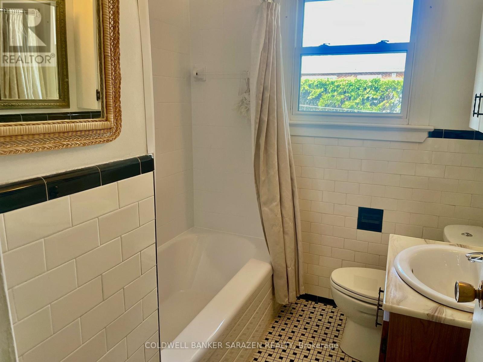 1421 Palen Avenue, Ottawa, Ontario  K1H 7E6 - Photo 12 - X13072776