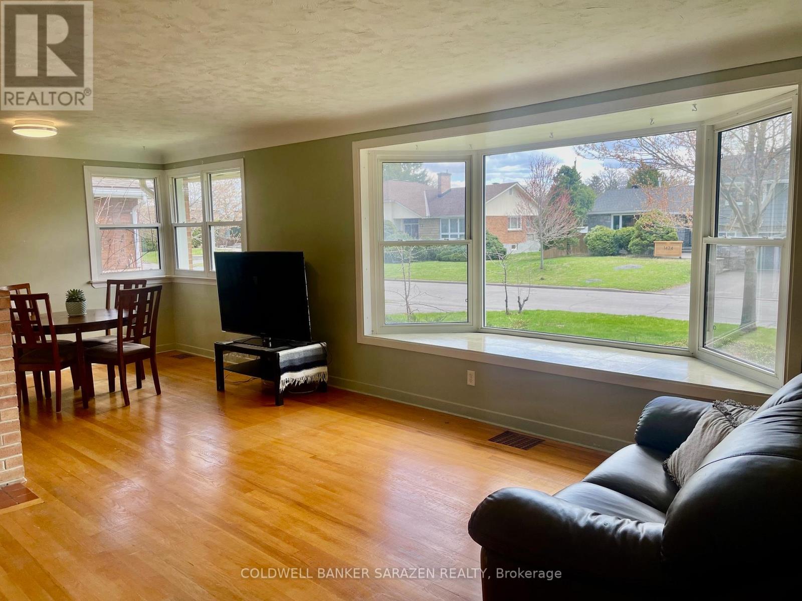 1421 Palen Avenue, Ottawa, Ontario  K1H 7E6 - Photo 8 - X13072776