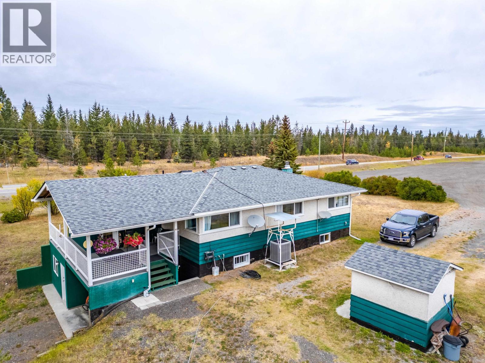 1208 Cariboo 97 Highway, 70 Mile House, British Columbia  V0K 2K0 - Photo 1 - R3118548