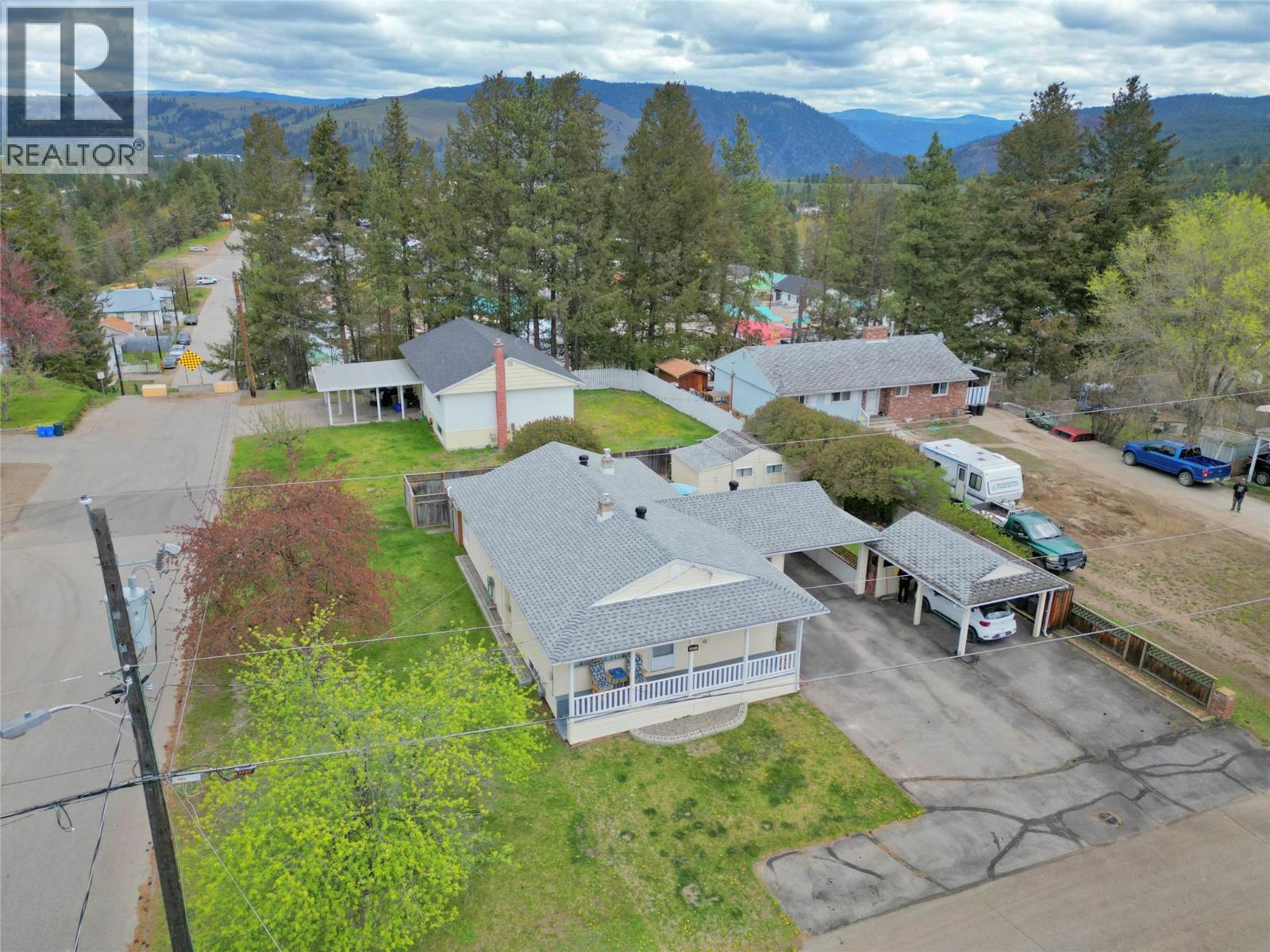 221 Moody Street, Princeton, British Columbia  V0X 1W0 - Photo 3 - 10385764